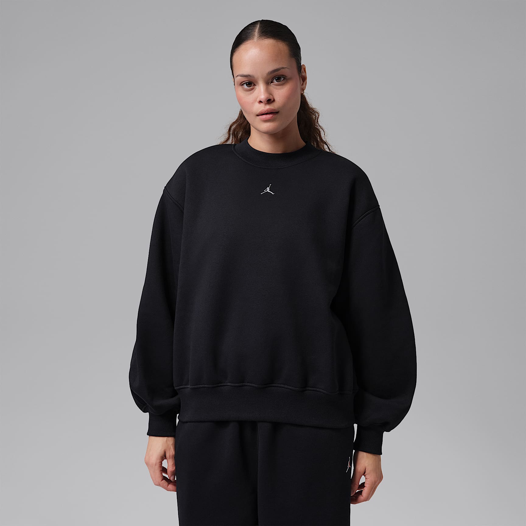 Jordan Brooklyn Women's Fleece Crew-Neck Sweatshirt. Nike CA